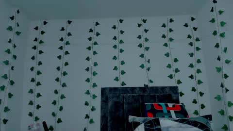 MIA online show from 09.26.25