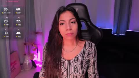 Mia online show from 12.30.24