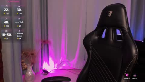 Mia online show from 01.04.25