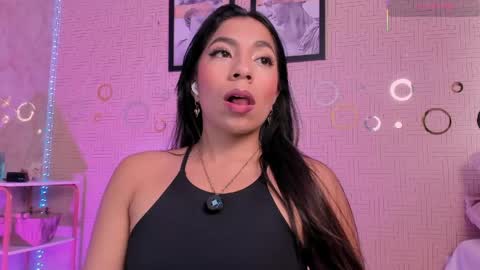 Snapshot of mia_gothzx chatting on 05.15.26 Mia online show from 05.15.26