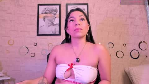 Snapshot of mia_gothzx chatting on 06.03.26 Mia online show from 06.03.26