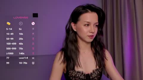 Snapshot of mia_hetty chatting on 05.08.26 Mia online show from 05.08.26