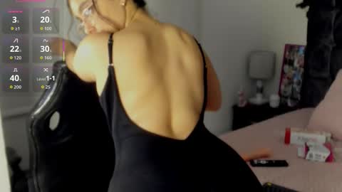 mia_honey23 online show from 01.14.26