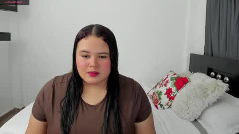 Mia  hot online show from 04.29.26