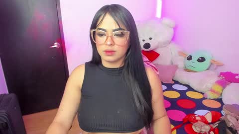 Snapshot of mia_j51 chatting on 01.11.25 Mia J Abbey online show from 01.11.25