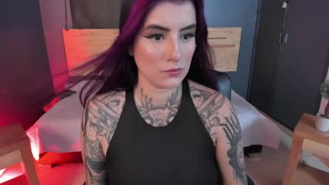 Snapshot of mia_jagger chatting on 02.24.25 Val  online show from 02.24.25