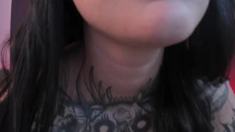 Snapshot of mia_jagger chatting on 03.07.25 Val  online show from 03.07.25