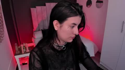 Snapshot of mia_jagger chatting on 05.30.26 Val online show from 05.30.26