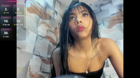 Snapshot of mia_kalife chatting on 06.23.26 M I A online show from 06.23.26