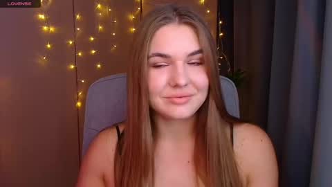 Snapshot of mia_lemm chatting on 09.09.25 mia_lemm online show from 09.09.25