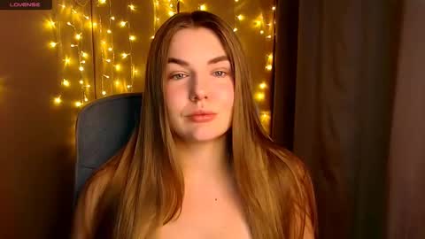 Snapshot of mia_lemm chatting on 09.18.25 mia_lemm online show from 09.18.25