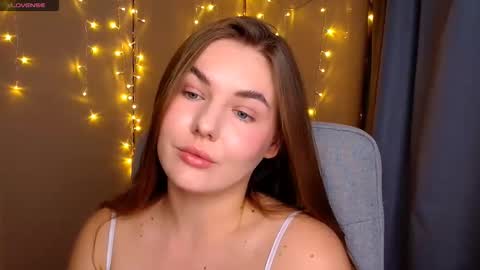 Snapshot of mia_lemm chatting on 09.23.25 mia_lemm online show from 09.23.25