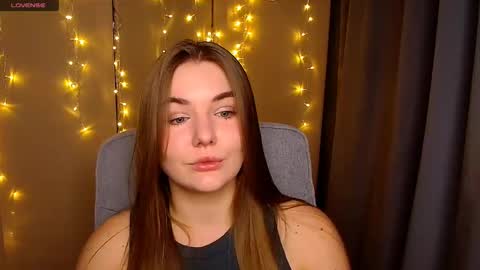 Snapshot of mia_lemm chatting on 10.08.25 mia_lemm online show from 10.08.25