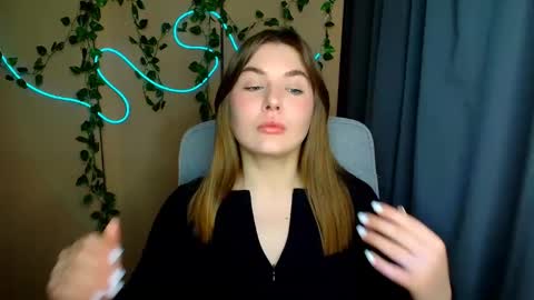 mia_lemm online show from 04.07.26