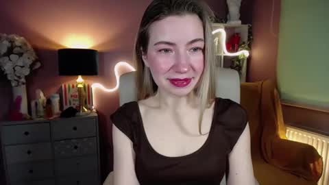 Mia online show from 02.16.25