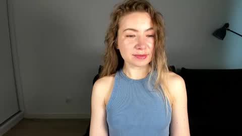 Snapshot of mia_luxx92 chatting on 02.21.26 Mia online show from 02.21.26