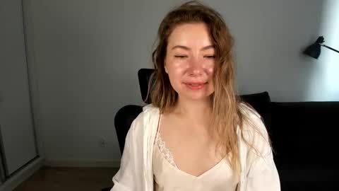 Snapshot of mia_luxx92 chatting on 02.27.26 Mia online show from 02.27.26