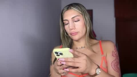 Snapshot of mia_mattel chatting on 05.01.26 333 online show from 05.01.26