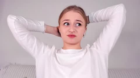 Mia here Appreciate your support online show from 02.14.26