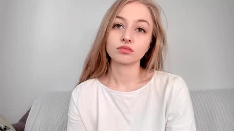 Mia here Appreciate your support online show from 04.27.26