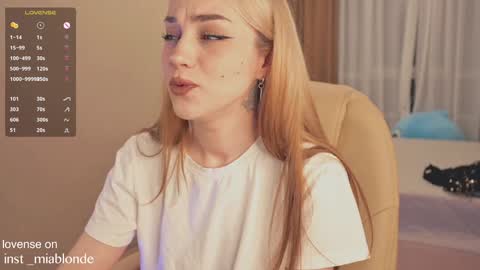 mia_milagros online show from 01.21.25