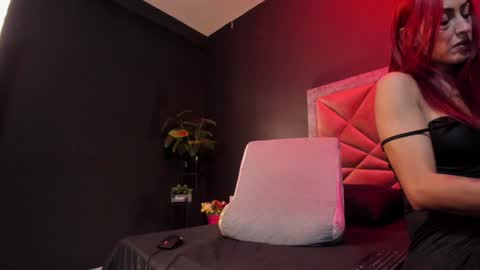 MIA  online show from 01.26.25