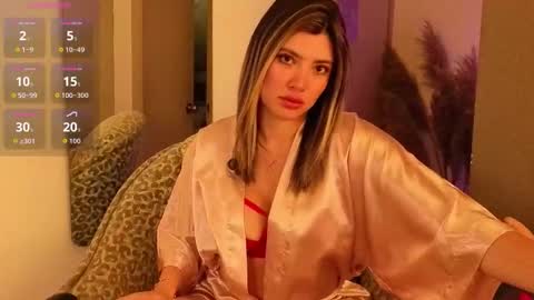 Mia Monroe online show from 01.06.26