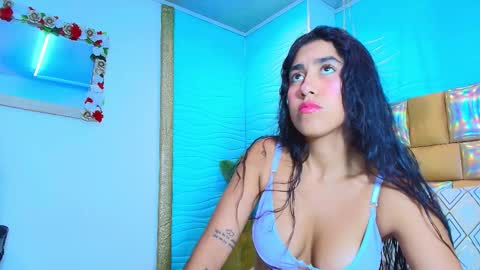 mia montess online show from 12.20.25