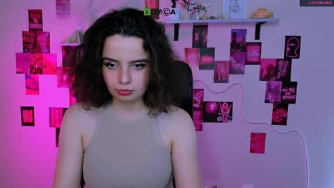 mia_mooon_ online show from 05.17.26