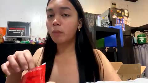 Snapshot of mia_mow chatting on 01.25.25 They called me MIA online show from 01.25.25