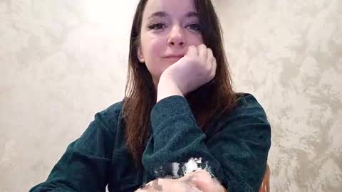 Mia online show from 11.08.25