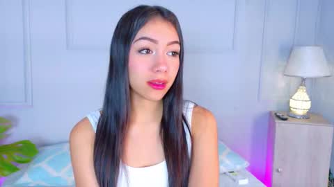Snapshot of mia_oconner chatting on 09.24.25 mia_oconner online show from 09.24.25