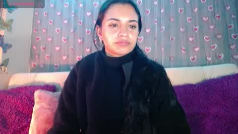 Snapshot of mia_petitebaby chatting on 03.11.26 Ma online show from 03.11.26
