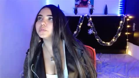 Mia  online show from 12.27.24