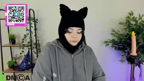 Snapshot of mia_r0ss chatting on 01.15.26 Mia online show from 01.15.26