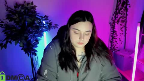 Snapshot of mia_r0ss chatting on 02.21.26 Mia online show from 02.21.26