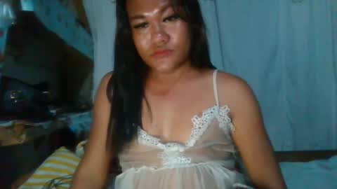 Snapshot of mia_revita chatting on 04.22.26 mia_revita online show from 04.22.26