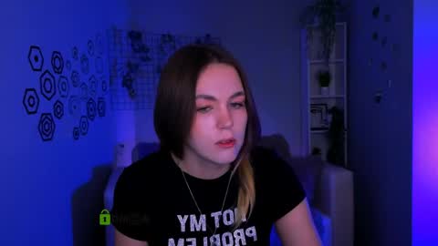 mia online show from 04.13.26