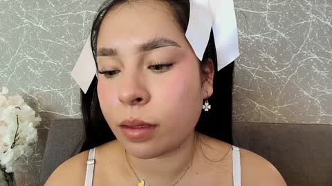 Snapshot of mia_roux13 chatting on 01.12.25 Mia Roux online show from 01.12.25