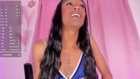 Snapshot of mia_royal chatting on 07.14.26 mia_royal online show from 07.14.26