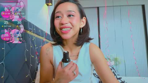 Snapshot of mia_sirenia chatting on 01.19.25 Mia online show from 01.19.25