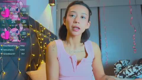 Snapshot of mia_sirenia chatting on 01.20.25 Mia online show from 01.20.25