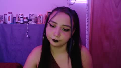 Snapshot of mia_smithl chatting on 02.26.25 mia_smithl online show from 02.26.25