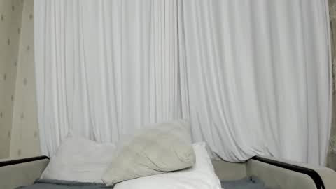 Snapshot of mia_soyun chatting on 09.22.25 Your Soyun online show from 09.22.25