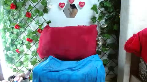 Mia squirt big INDEPENDENT MODEL...ONLYFANS  online show from 01.25.25