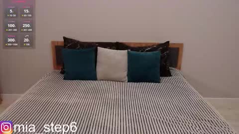 mia_stephan online show from 09.15.25