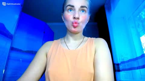 Mia. online show from 12.06.24