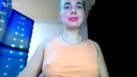 Mia. online show from 12.10.24