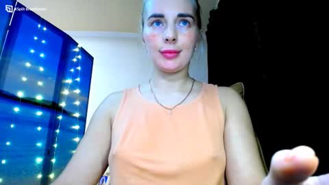 Mia. online show from 12.17.24