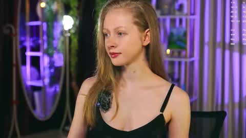 Mia online show from 02.24.26